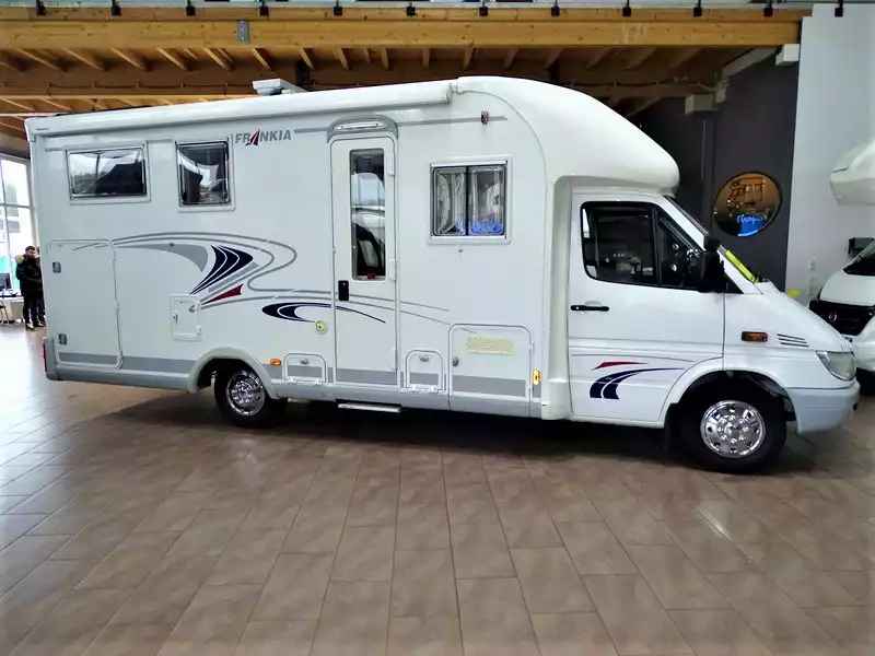 FRANKIA T 7000 BD